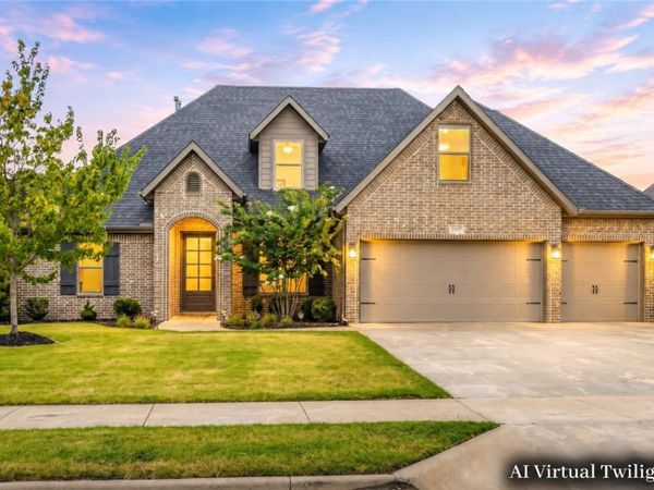 1902 SW Edinburgh Avenue , Bentonville, AR 72713