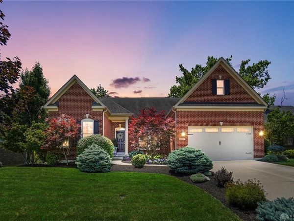 8957 Bordeaux Way, Washington TWP, OH 45458