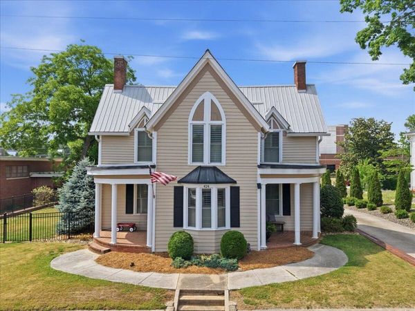 424 W 2nd North Street, Morristown, TN 37814