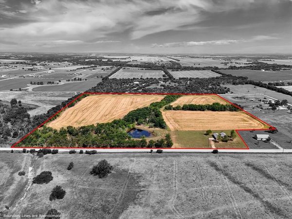 459 County Road 427 , Lorena, TX 76655