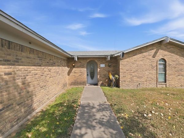 459 County Road 427, Lorena, TX 76655