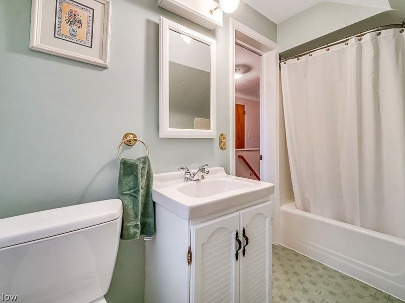 2695 Gibson Drive, Rocky River, OH 44116 Photo 21