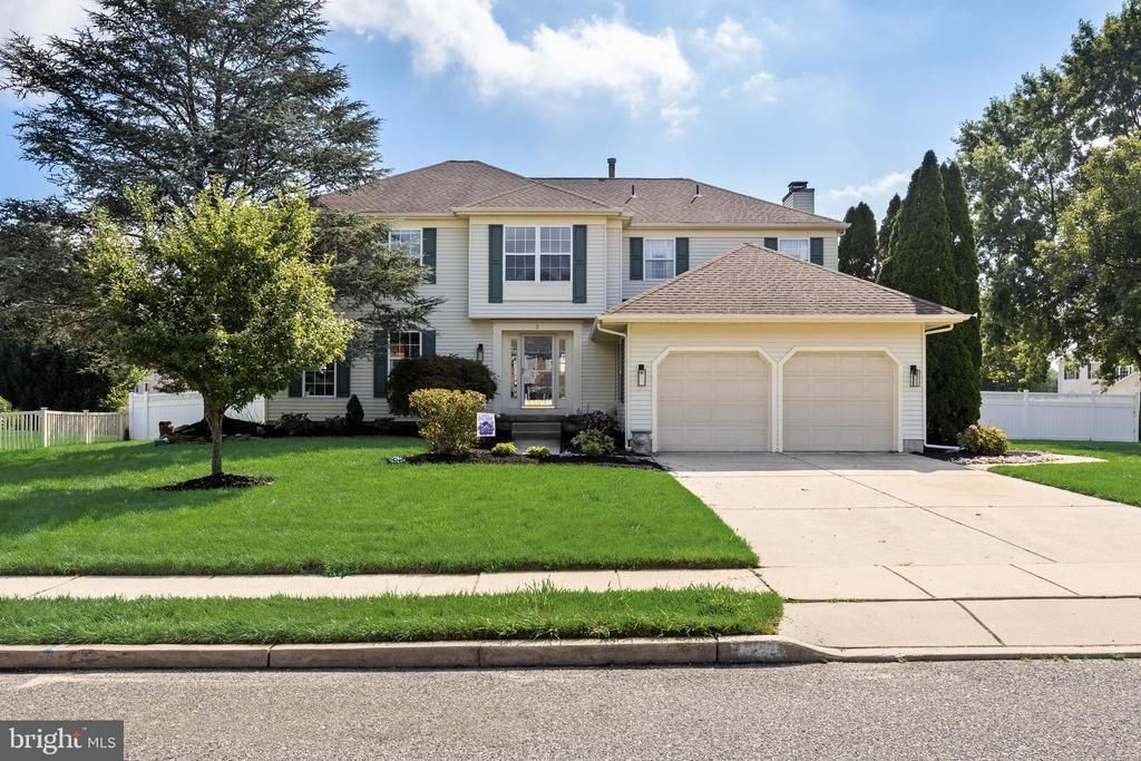 2 Prickett Lane, Hainesport, NJ 08036 Main Photo