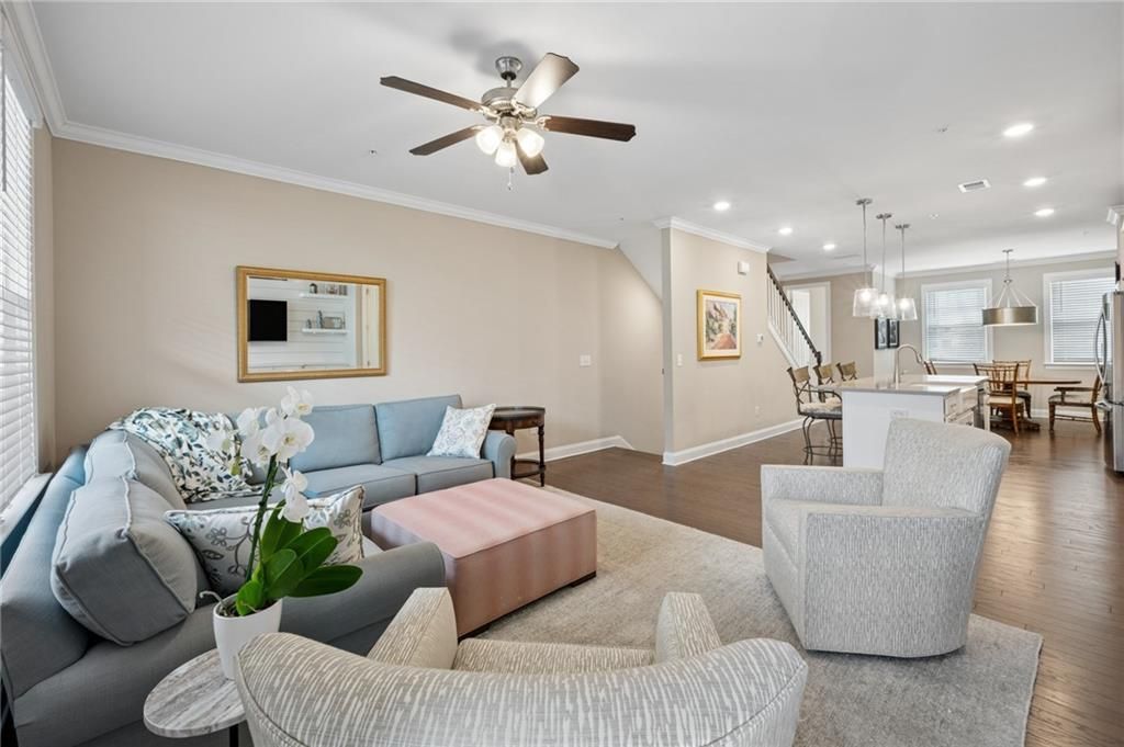 6540 Beacon Drive, Sandy Springs, GA 30328 Main Photo