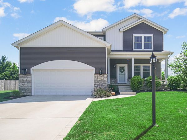 3304 Blue Grouse Street , Valparaiso, IN 46383