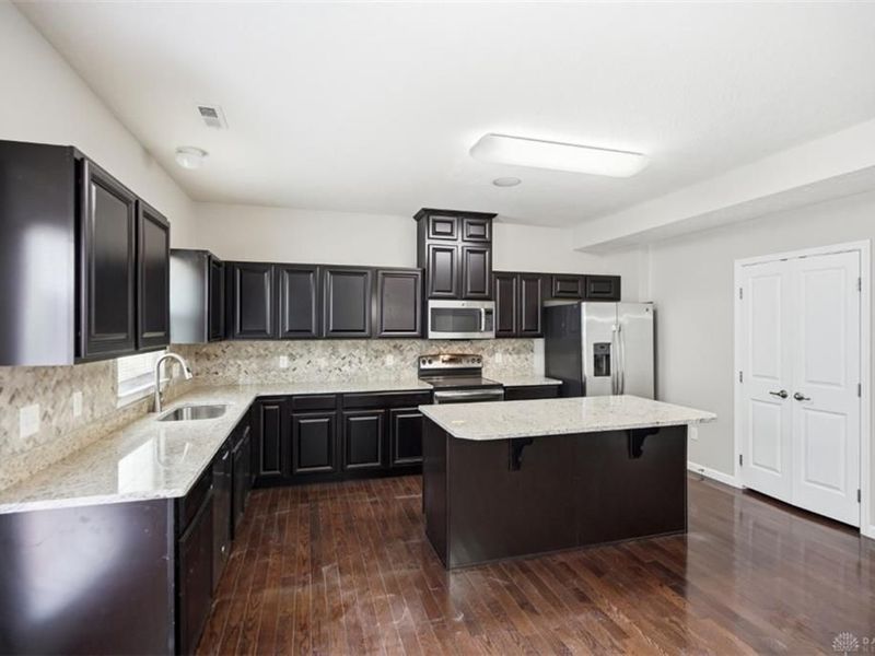 9550 Cobblestone Walk, West Chester, OH 45069 Photo 18