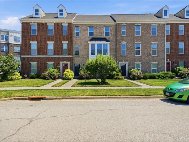 9550 Cobblestone Walk, West Chester, OH 45069 Photo 2