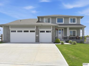 12615 Schirra Street, Omaha, NE 68138