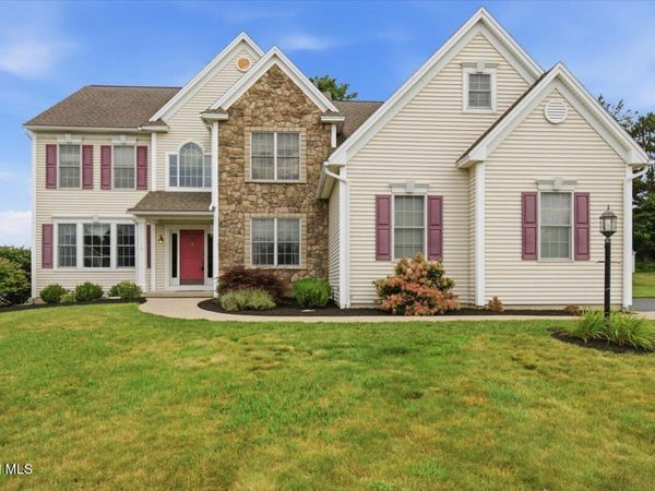 9 Chauncy Court, Burnt Hills, NY 12027