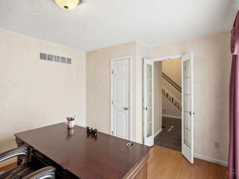 5790 Willowcove Drive, Cincinnati, OH 45239 Photo 3