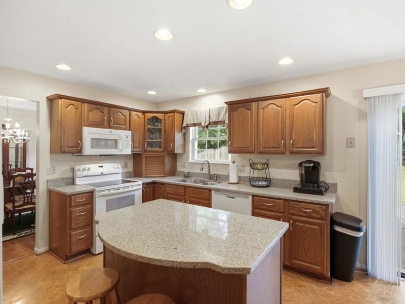 5790 Willowcove Drive, Cincinnati, OH 45239 Photo 6