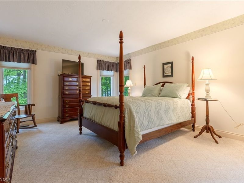 615 Highwood Drive , Cuyahoga Falls, OH 44223 Photo 22