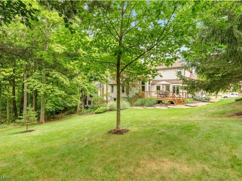 615 Highwood Drive , Cuyahoga Falls, OH 44223 Photo 46