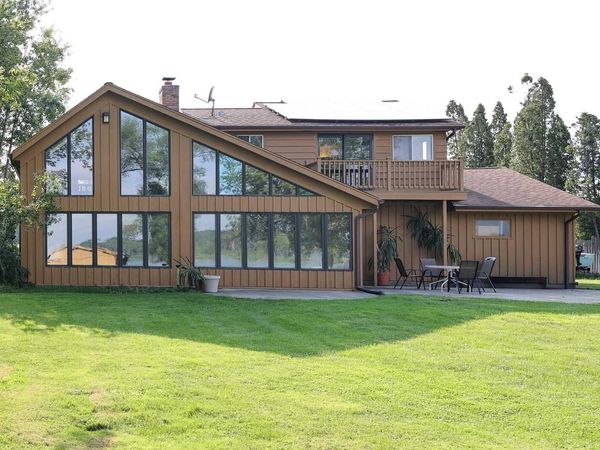 S8374W166 Kurtze Lane, Muskego, WI 53150