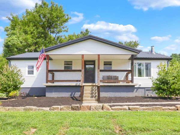 16361 Pinewood Trail Road NE, Newark, OH 43055