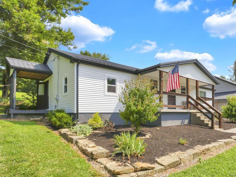 16361 Pinewood Trail Road NE, Newark, OH 43055 Photo 3