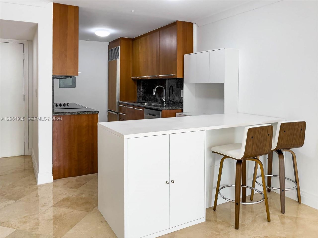 1670 Bay Rd, Unit 2D, Miami Beach, FL 33139 Photo