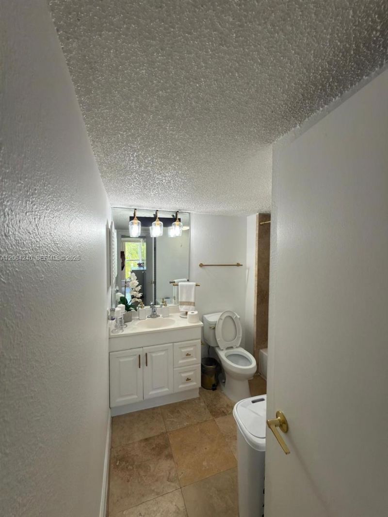 2160 SW 16th Ave, Unit 320, Miami, FL 33145 Photo