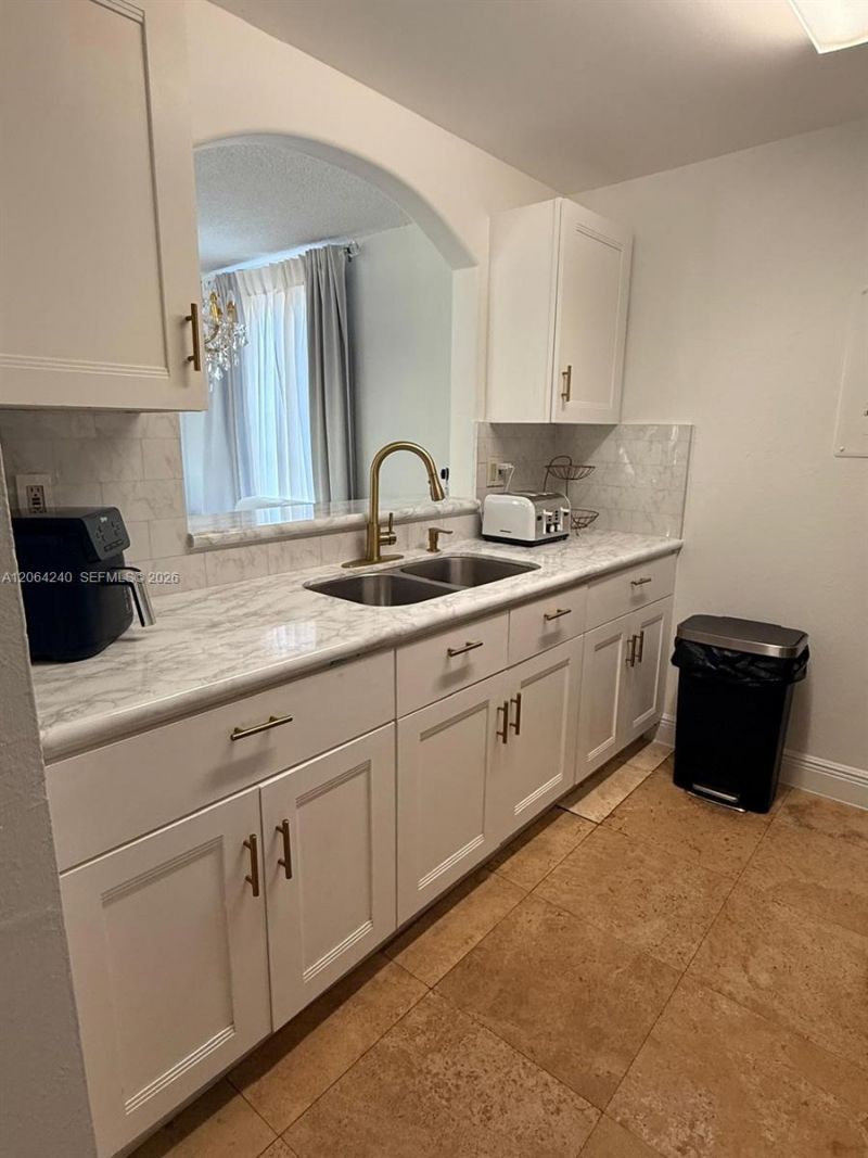 2160 SW 16th Ave, Unit 320, Miami, FL 33145 Photo