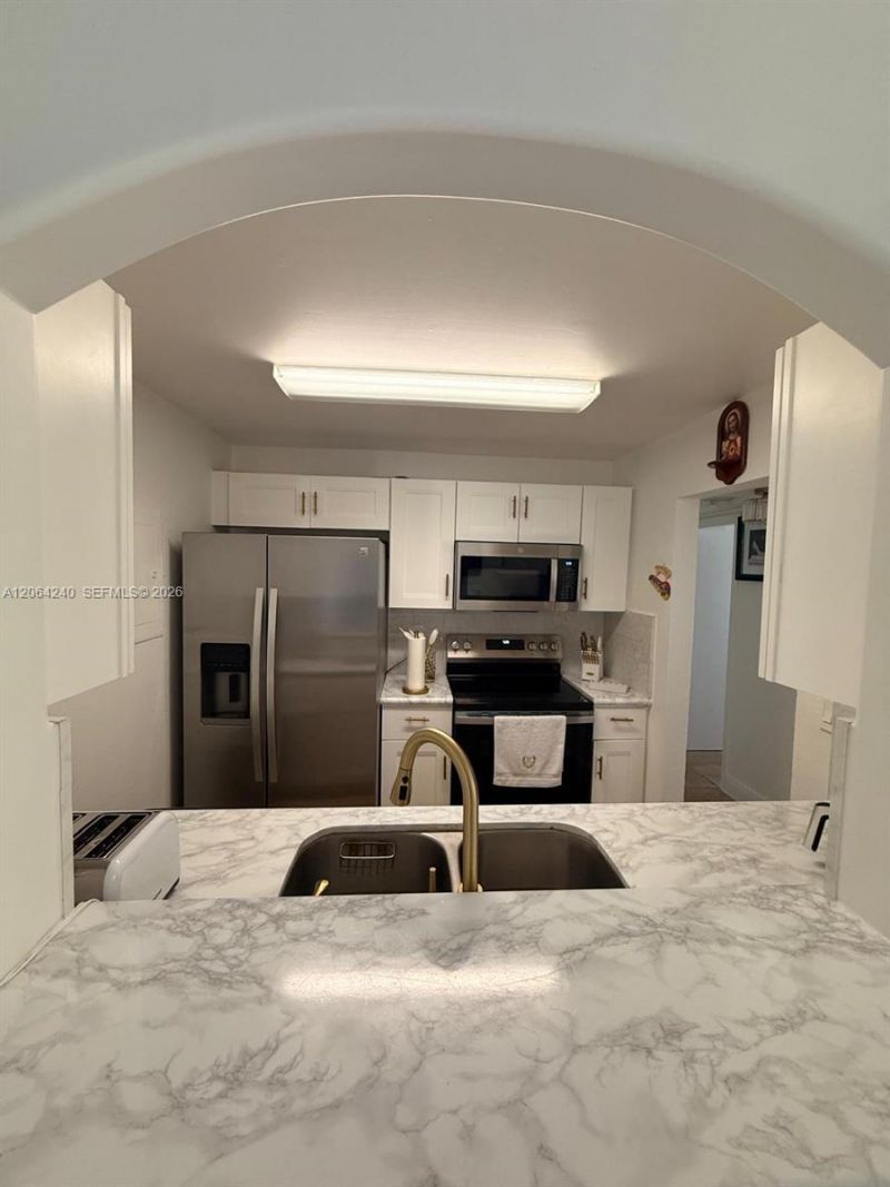 2160 SW 16th Ave, Unit 320, Miami, FL 33145 Photo