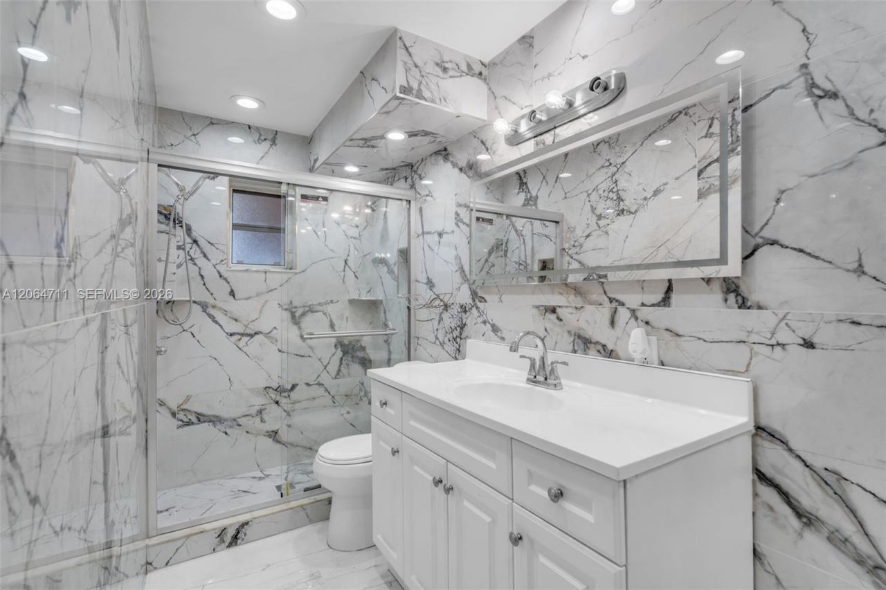 3000 NW 43rd Ter , Unit 106, Lauderdale Lakes, FL 33313 Photo