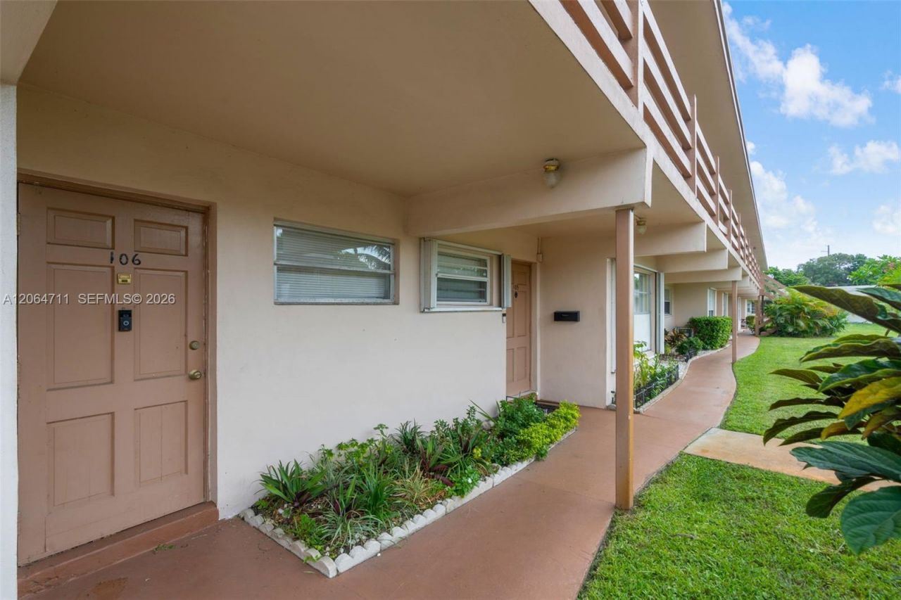 3000 NW 43rd Ter , Unit 106, Lauderdale Lakes, FL 33313 Photo