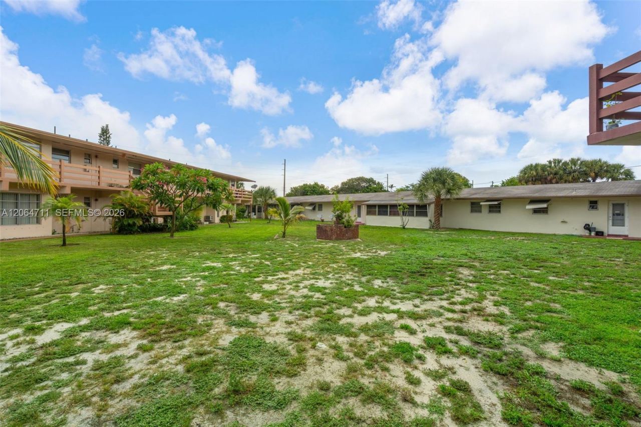 3000 NW 43rd Ter , Unit 106, Lauderdale Lakes, FL 33313 Photo