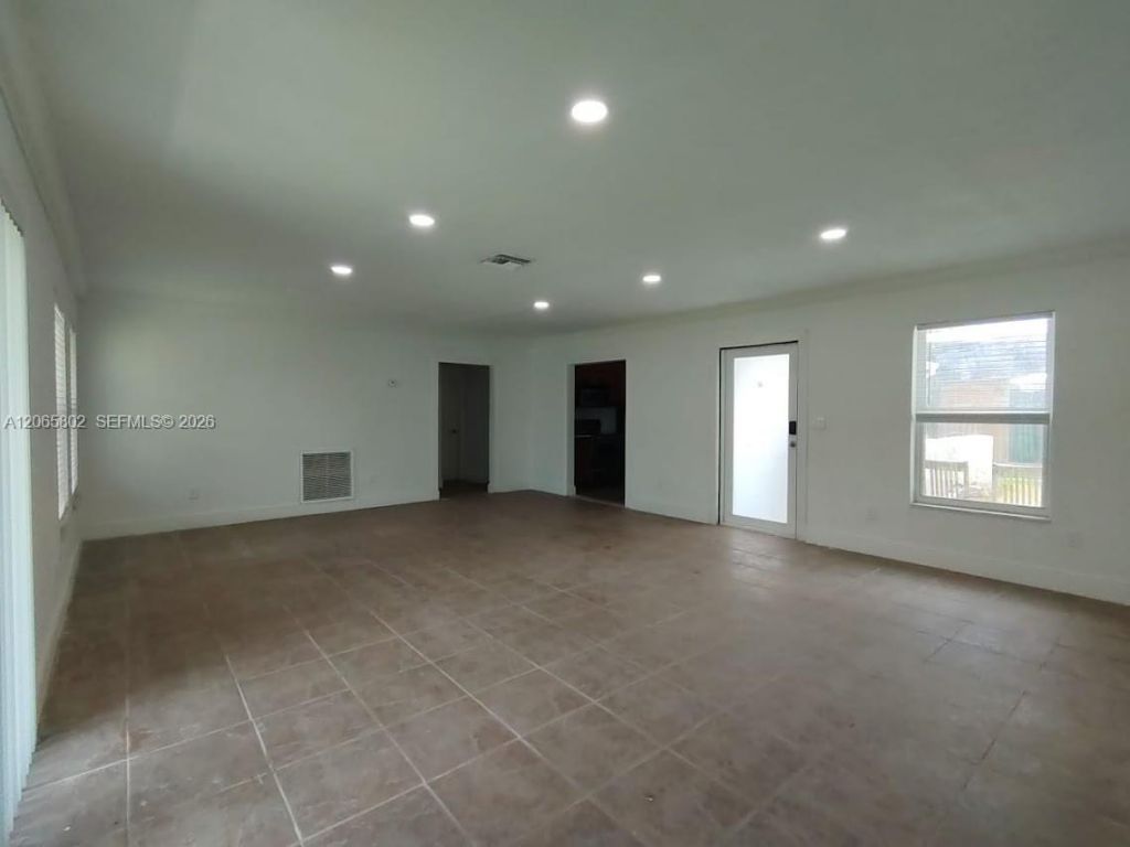 3141 N 73rd Ave, Hollywood, FL 33024 Photo