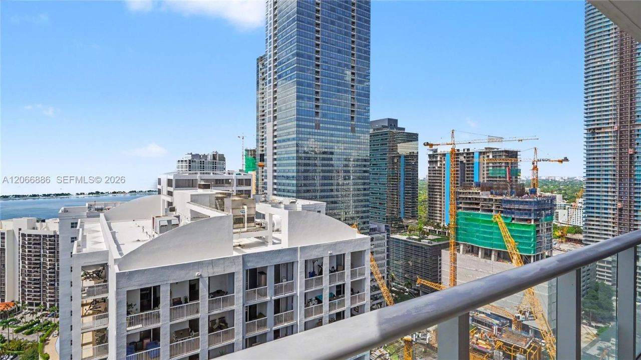 1300 Brickell Bay Dr, Unit 3102, Miami, FL 33131 Photo