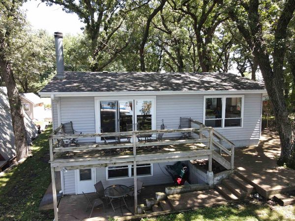 460 252nd Avenue , Orleans, IA 51360