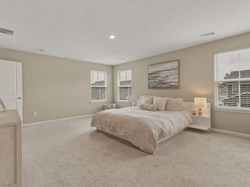 9887 Ethan Circle , Olmsted Township, OH 44138 Photo 28