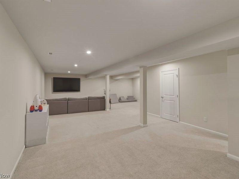 9887 Ethan Circle , Olmsted Township, OH 44138 Photo 36