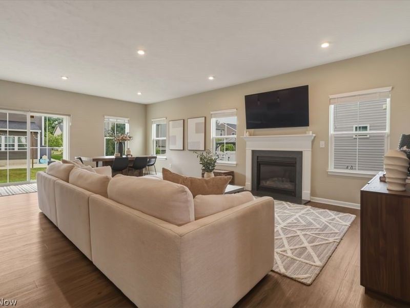 9887 Ethan Circle , Olmsted Township, OH 44138 Photo 7