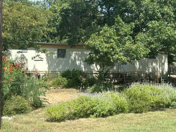 105 Elizabeth DR , Spicewood, TX 78669