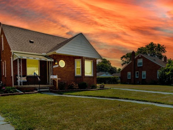 3413 Lincoln Street, Dearborn, MI 48124