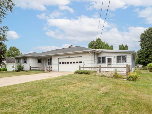 350 Frakes Street, Vicksburg, MI 49097