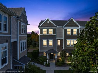 445 Wright Street , Wixom, Mi 48393