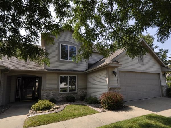 4910 Wildgrass Lane NW, Rochester, MN 55901
