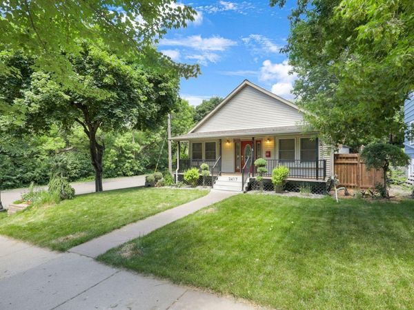 2417 Bourne Avenue , Saint Paul, MN 55108
