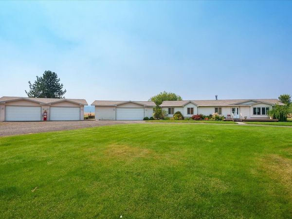 20211 N Austin Rd, Colbert, WA 99005