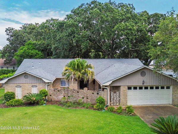 408 Melissa Drive, Biloxi, MS 39531