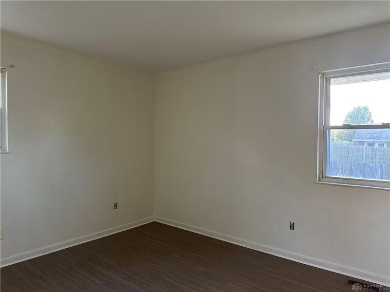 2824 Pinegrove Drive, Dayton, OH 45449 Photo 10