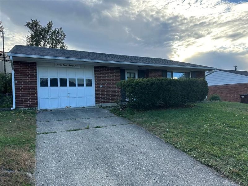 2824 Pinegrove Drive, Dayton, OH 45449 Photo 16