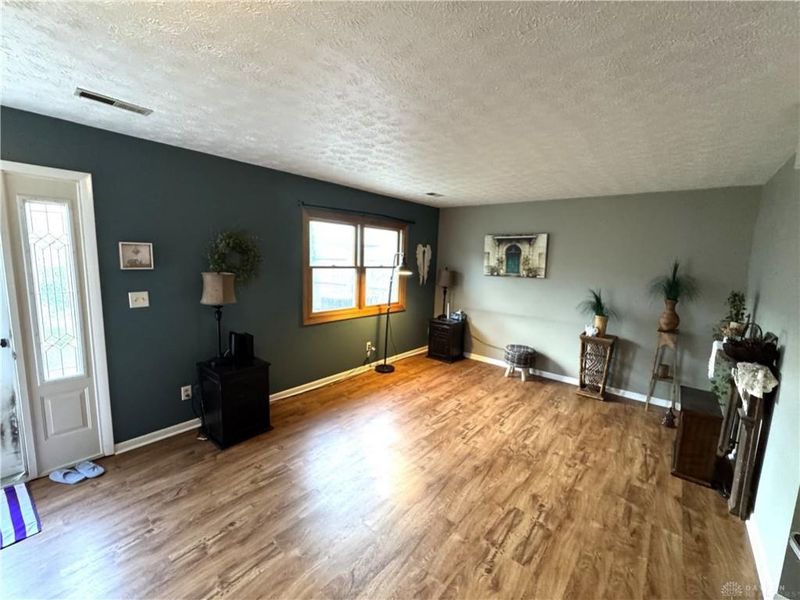 126 W Van Lake Drive, Vandalia, OH 45377 Photo 11