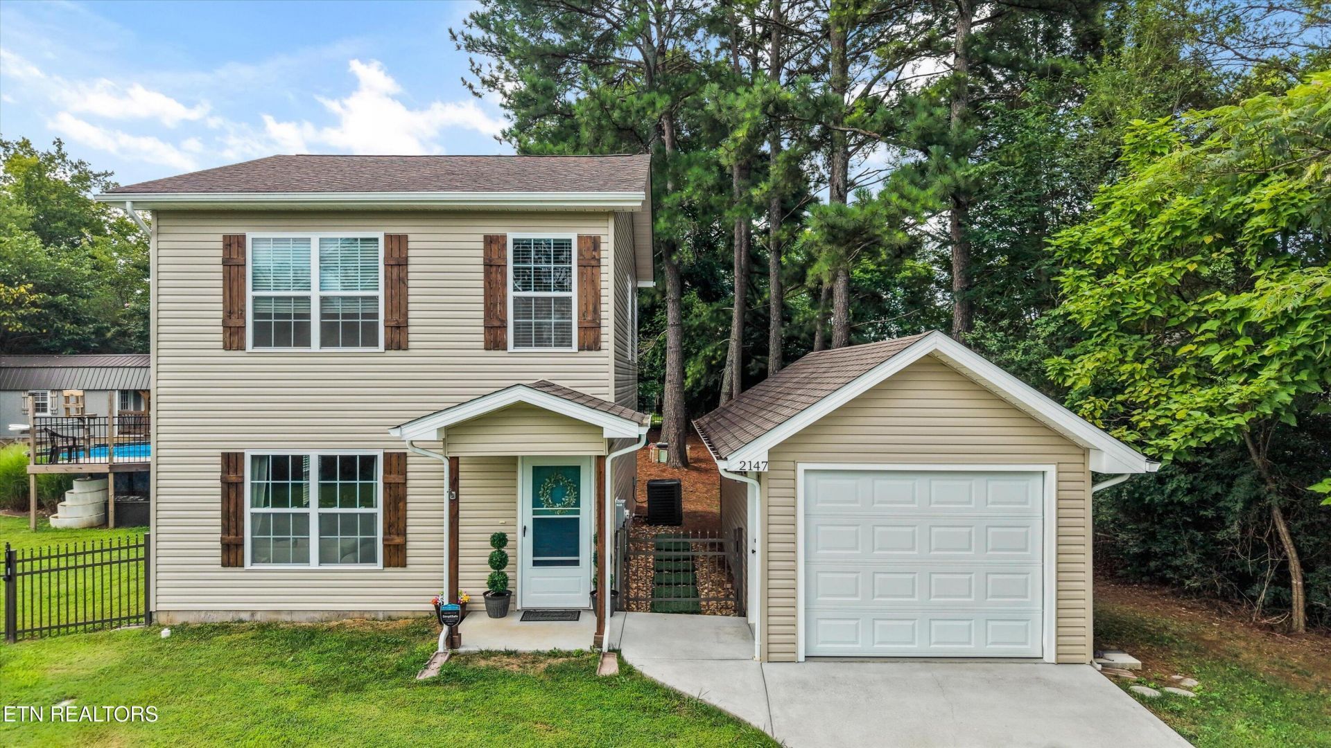 2147 Big Springs Rd, Maryville, TN 37801 Main Photo