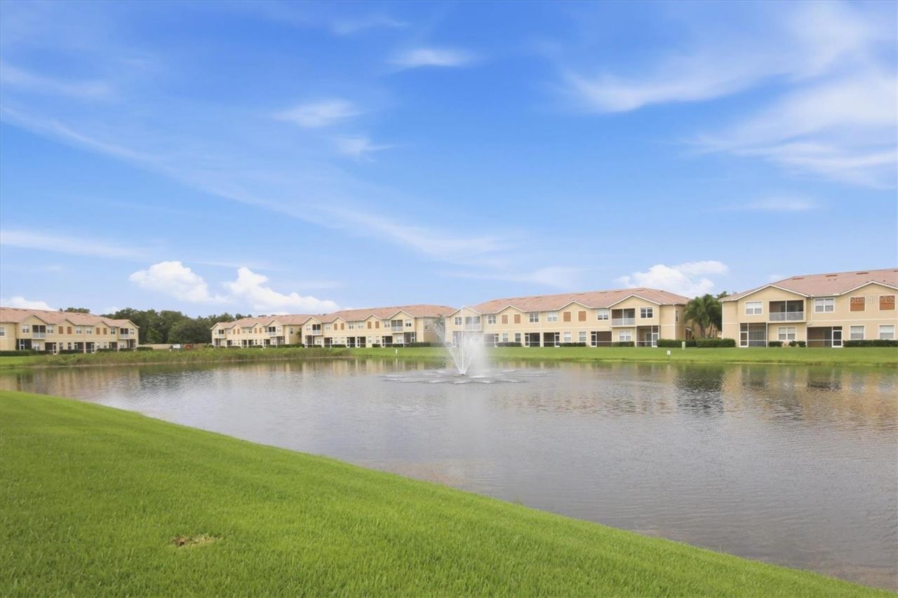 3582 Parkridge Circle, Unit 29-106, Sarasota, FL 34243 Photo