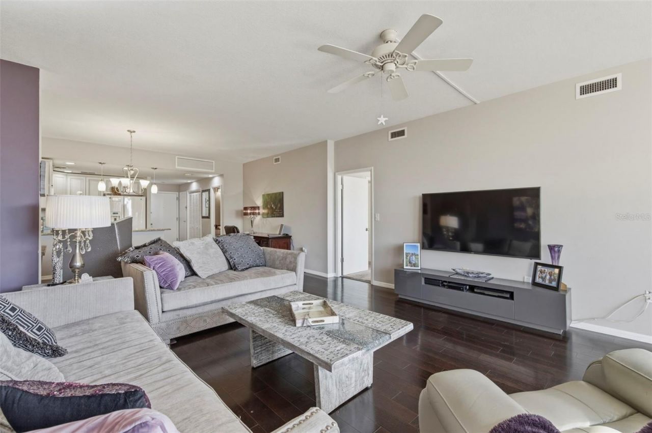 1 Beach Drive Se, Unit 1109, Saint Petersburg, FL 33701 Photo
