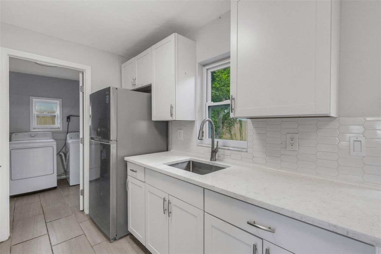 2522 Stratford Drive, Sarasota, FL 34232 Photo