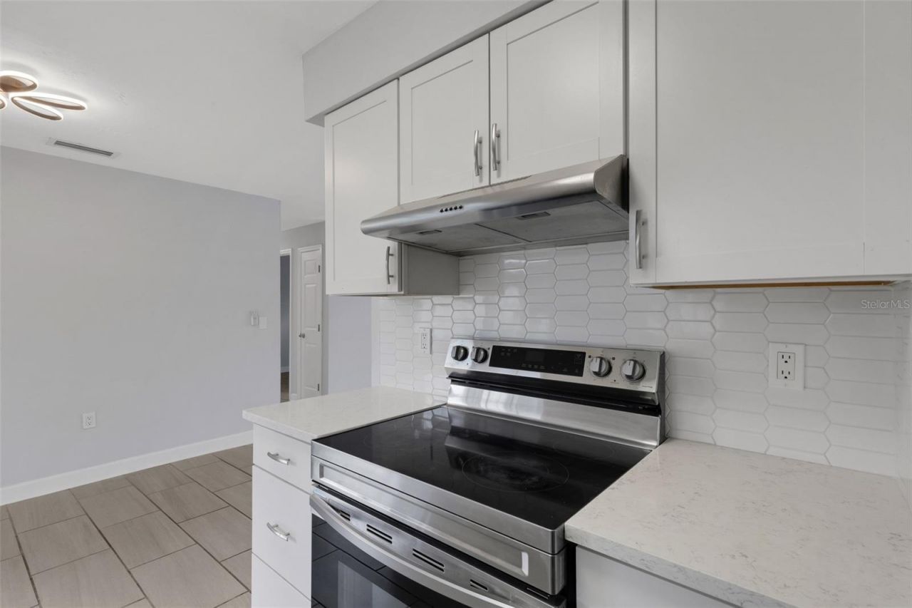 2522 Stratford Drive, Sarasota, FL 34232 Photo
