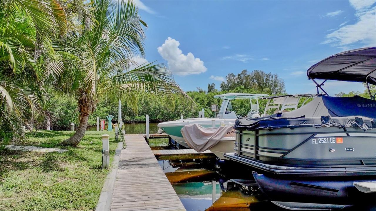 6817 Bayshore Road, Palmetto, FL 34221 Photo